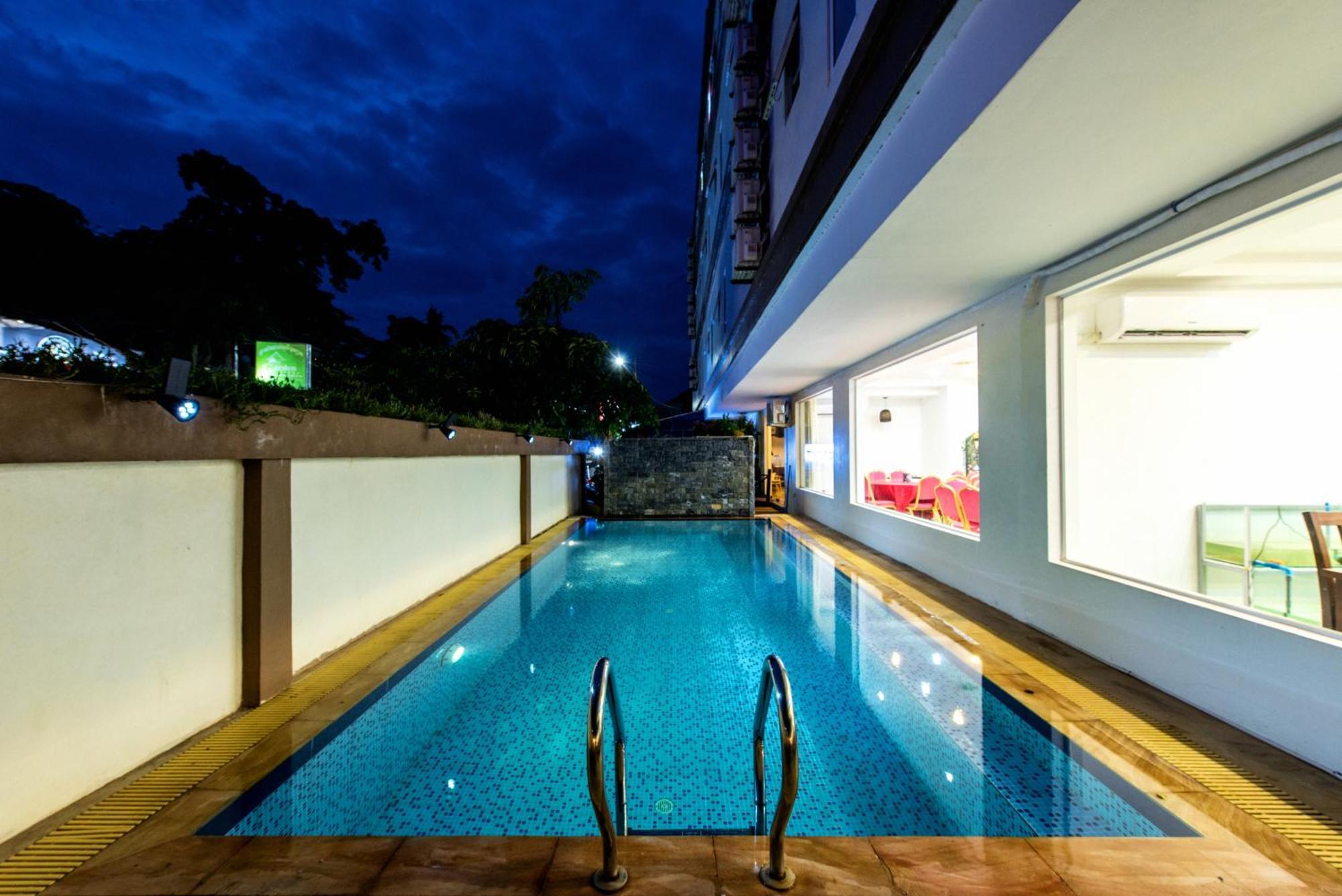 Sky Garden Hotel Ciudad de Siem Riep Exterior foto